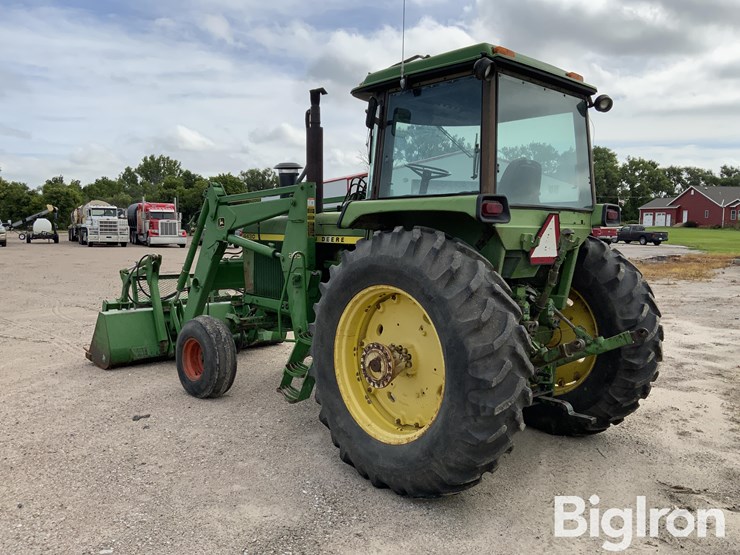 1976-john-deere-4430-image-7