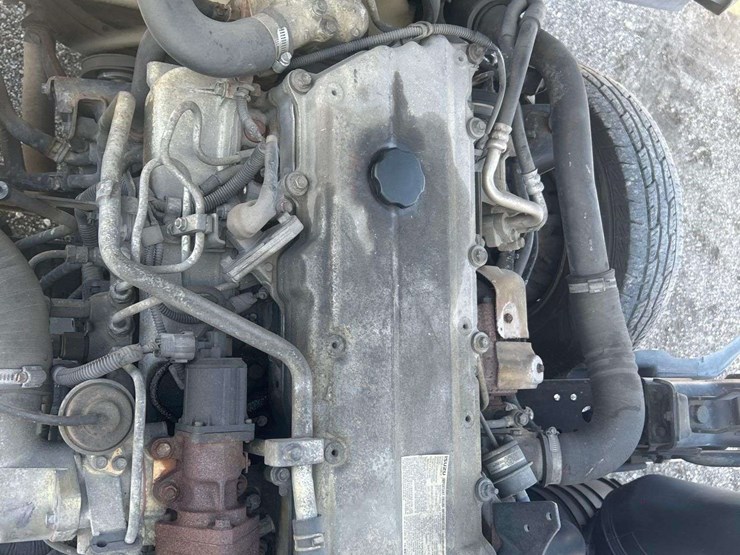 2006-isuzu-npr-image-24