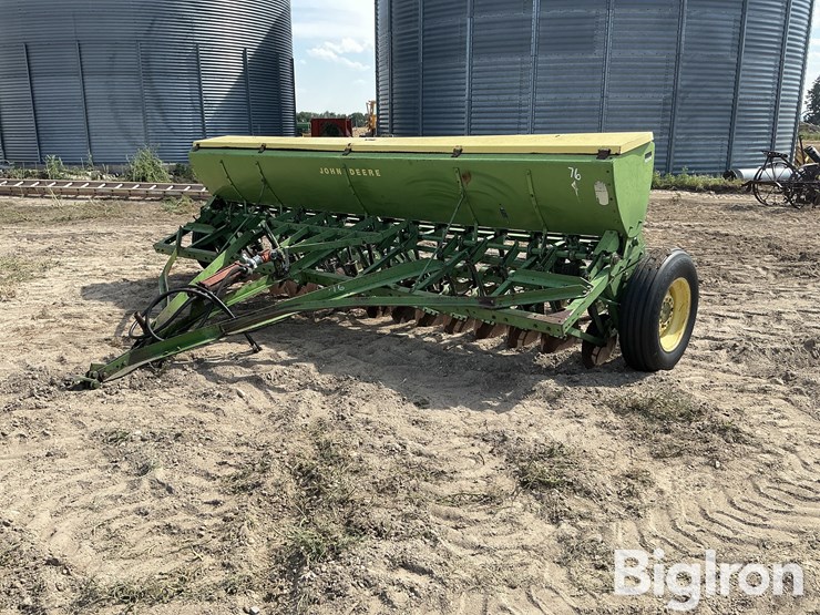 john-deere-10-image-1