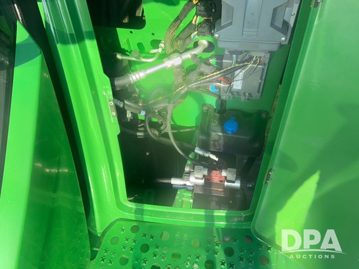 2013-john-deere-s670-image-80