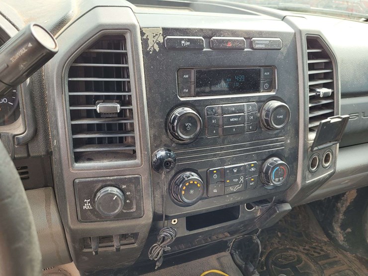 2017-ford-f350-sd-image-9