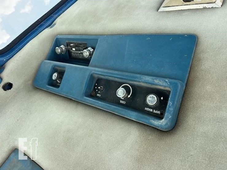 ford-8700-image-39