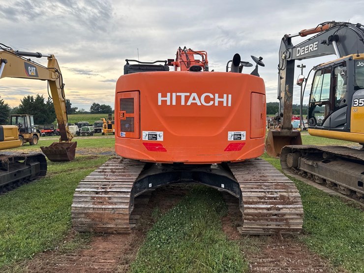 2017-hitachi-zx245us-lc-6-image-4