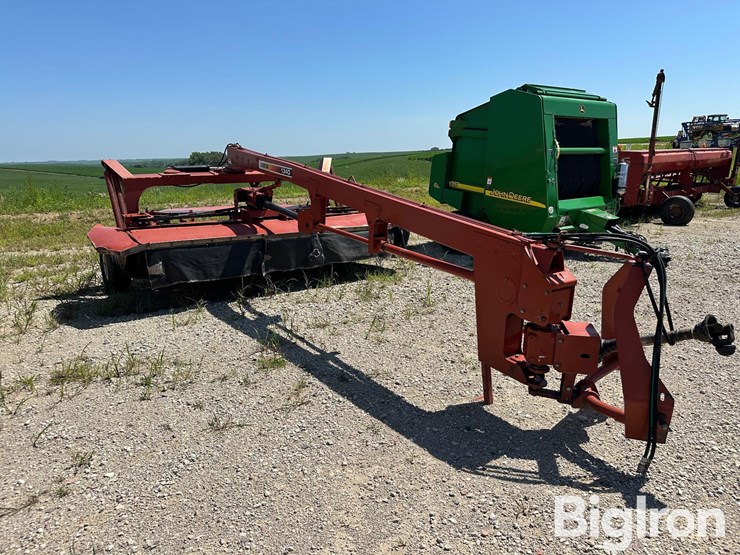 hesston-1340-image-3