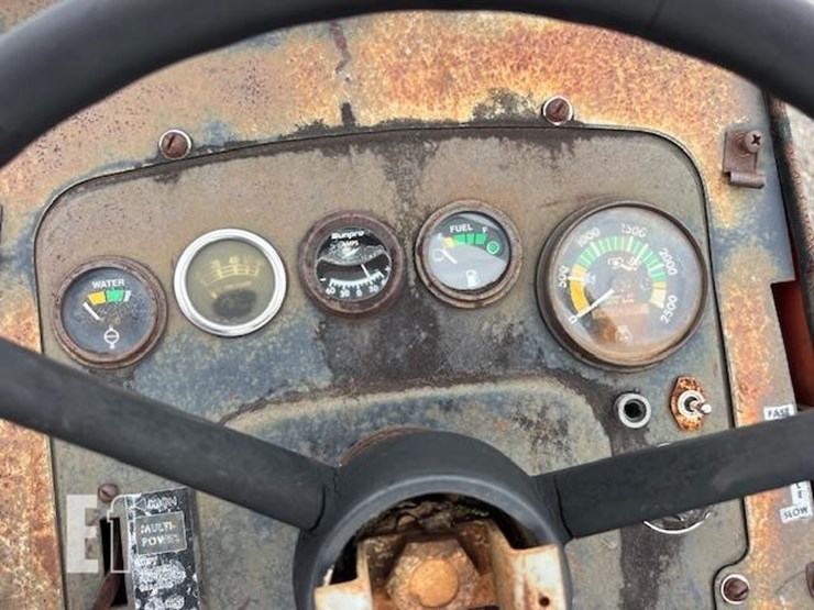 massey-ferguson-255-image-39