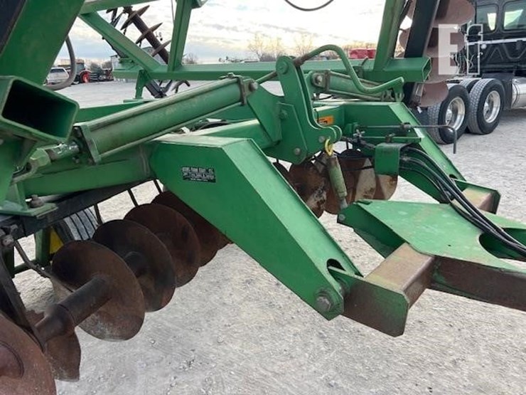 john-deere-630-image-29