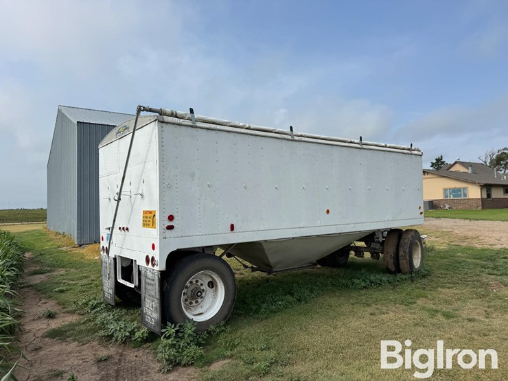 1977-colt-s/a-pup-grain-trailer-w/dolly-image-5