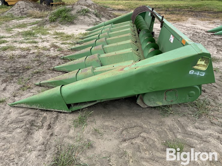 john-deere-843-image-8