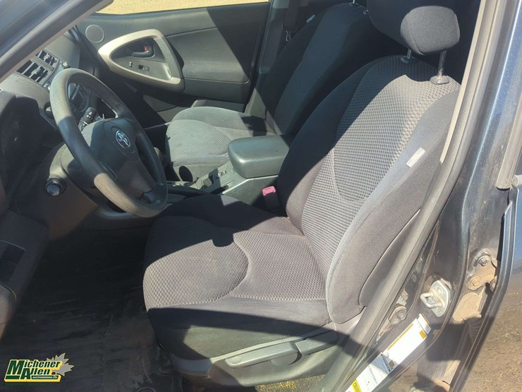 2008-toyota-rav4-image-12