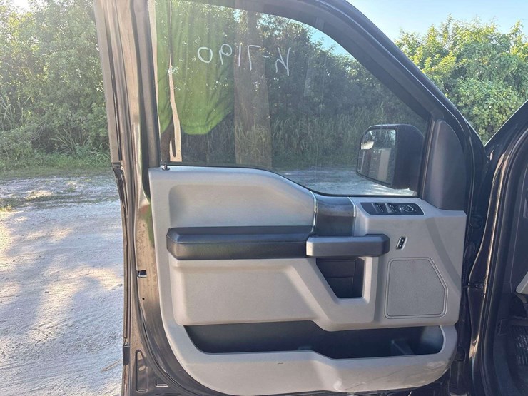 2015-ford-f150-image-8