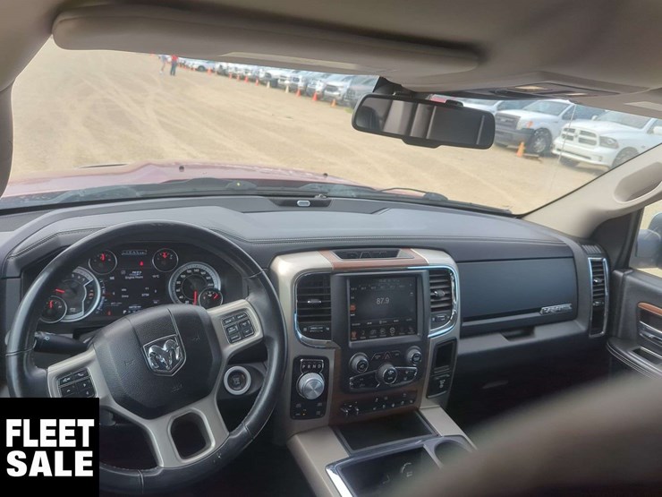 2013-ram-1500-laramie-image-10