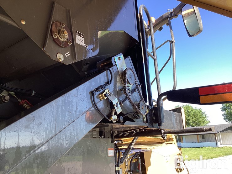 2015-claas-lexion-760tt-image-16