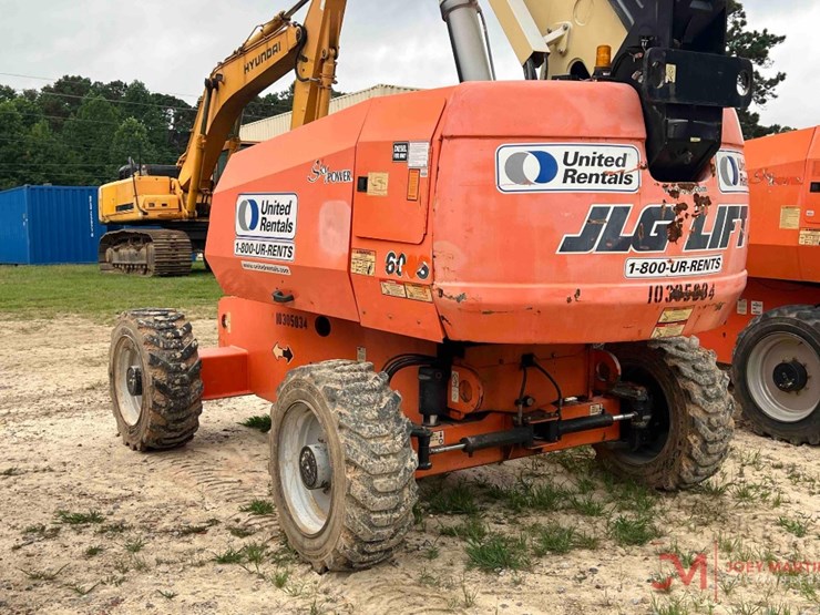 2014-jlg-600s-image-4