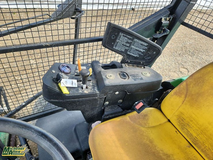 john-deere-3225c-image-22