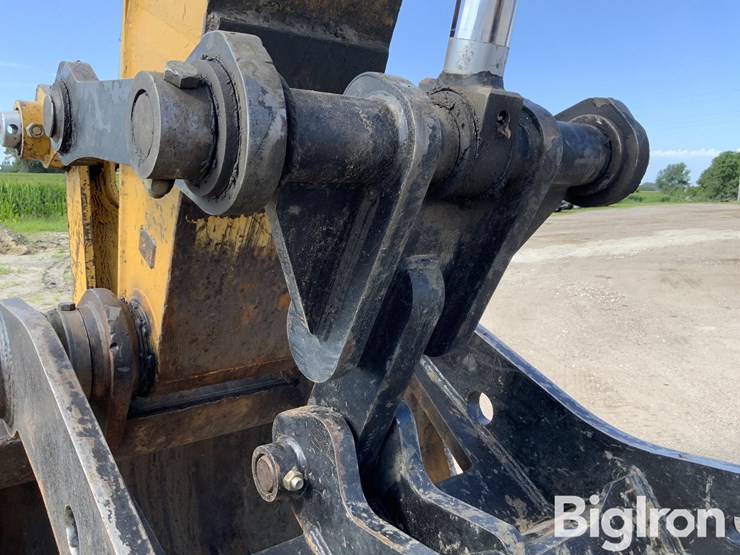 2006-caterpillar-330dl-image-13