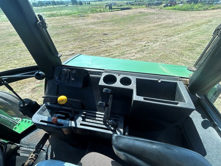 john-deere-4240-image-20