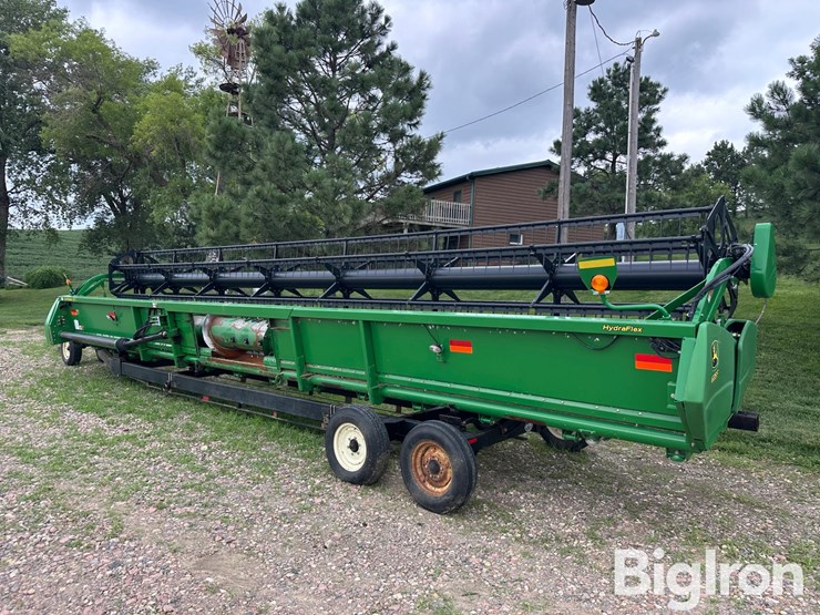 2010-john-deere-635f-image-3