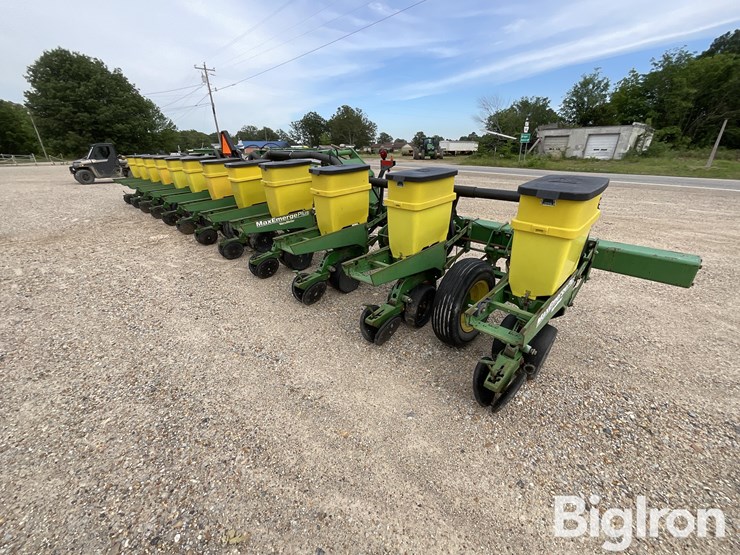 john-deere-1720-image-5