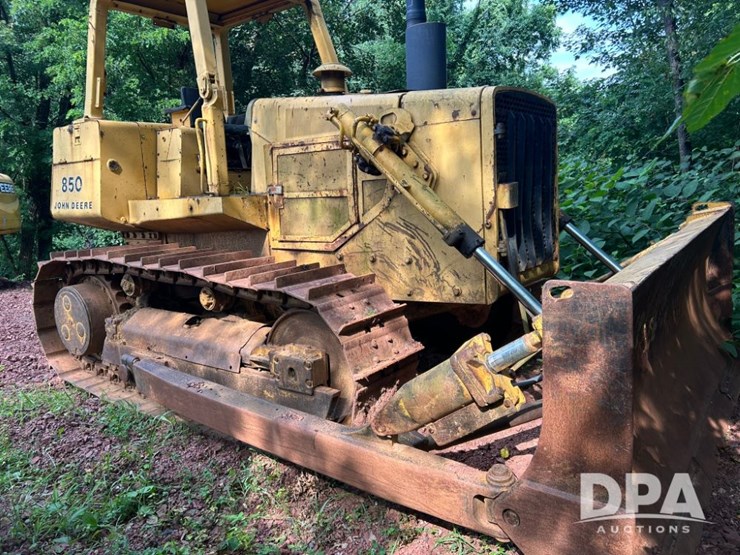 1983-john-deere-850-image-3
