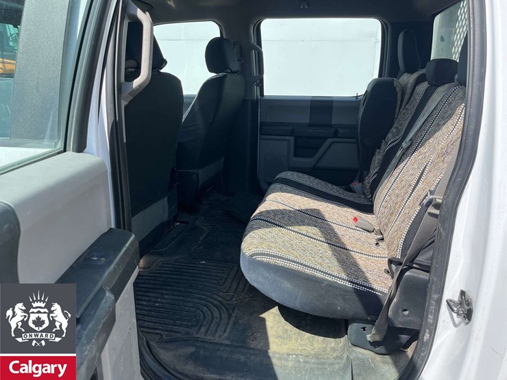 2017-ford-f350-image-10