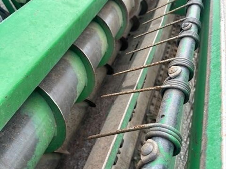 1997-john-deere-4890-image-25