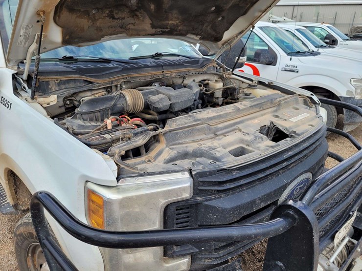2017-ford-f350-sd-image-13