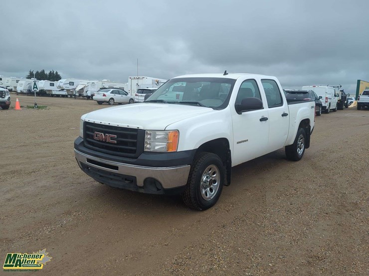 2013-gmc-sierra-1500-image-23