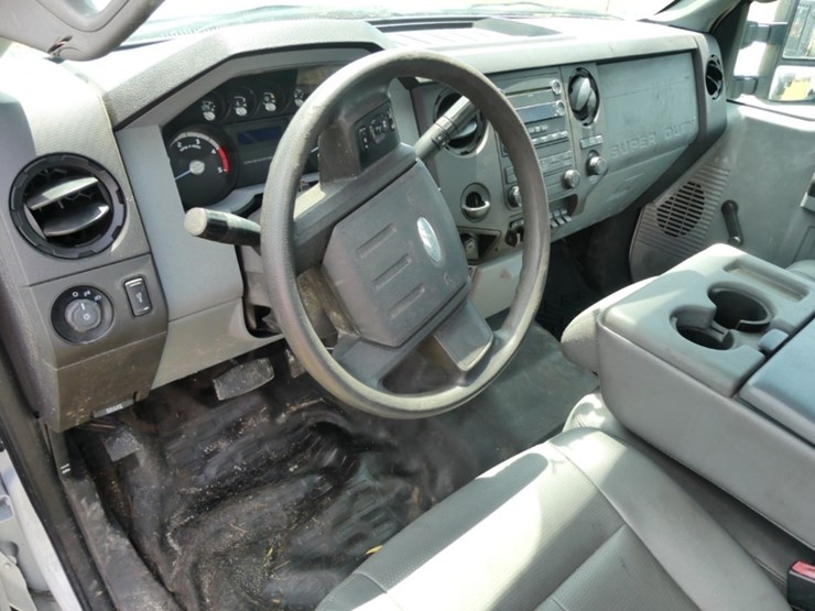 2012-ford-f450-image-10
