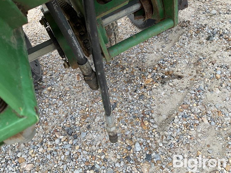 john-deere-1720-image-9