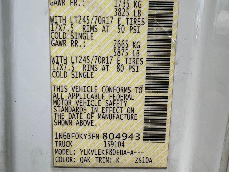 2015-nissan-nv2500-image-16