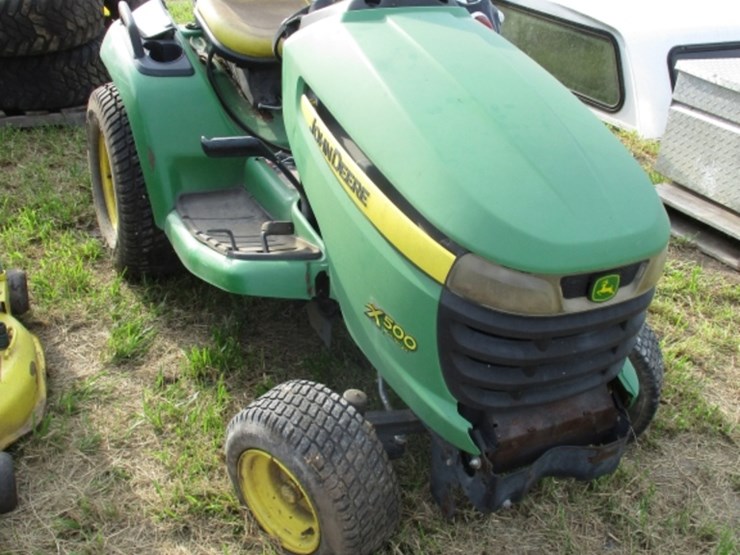 john-deere-x500-image-1