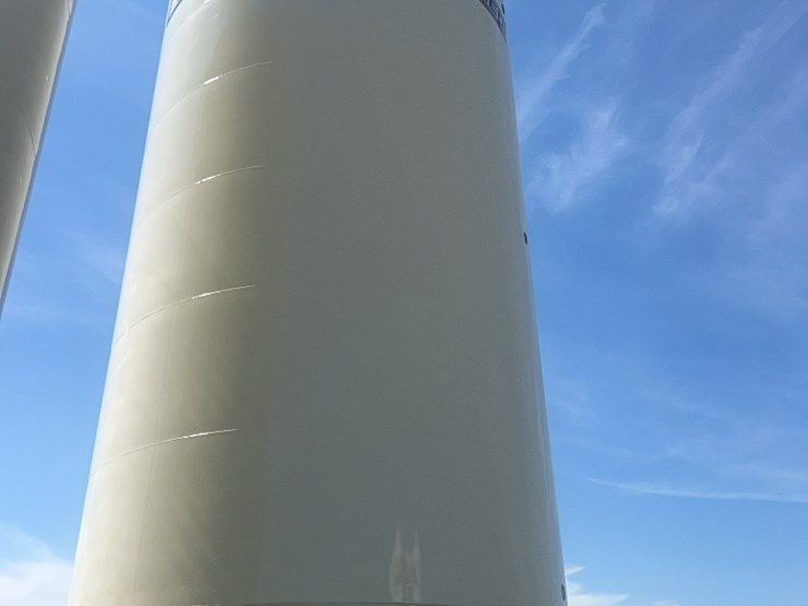 concept-7,500-bu.-hopper-bin-with-agi-grainguard-bin-fan,-10-hp-3-phase-electric-motor-image-11