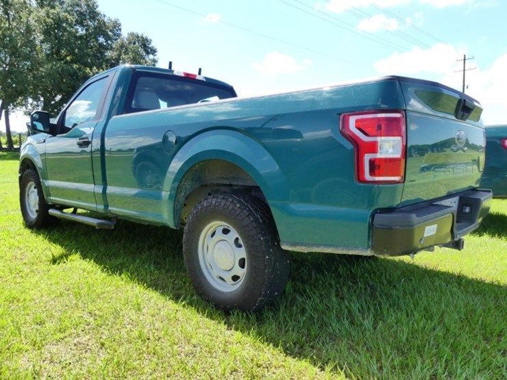 2019-ford-f150-xl-image-4