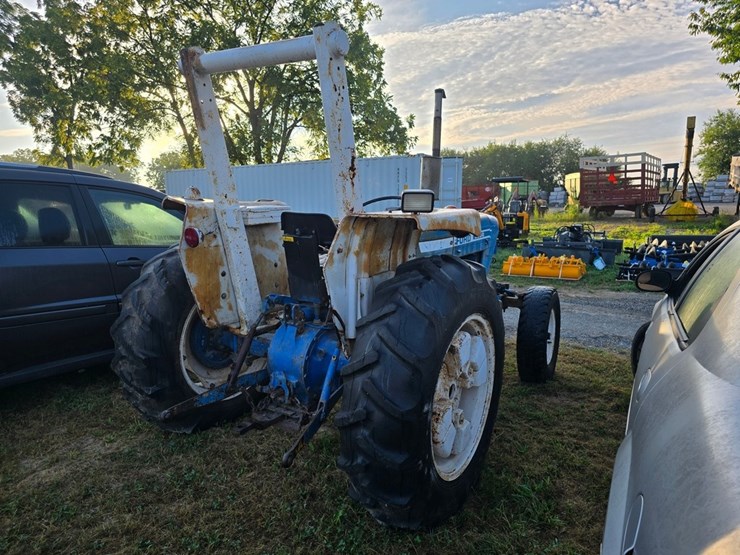 ford-3600-image-4
