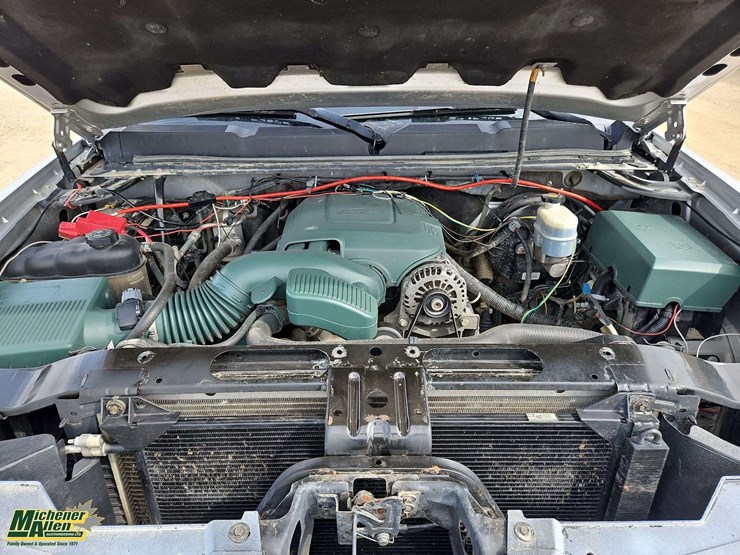 2010-chevrolet-silverado-1500-image-25