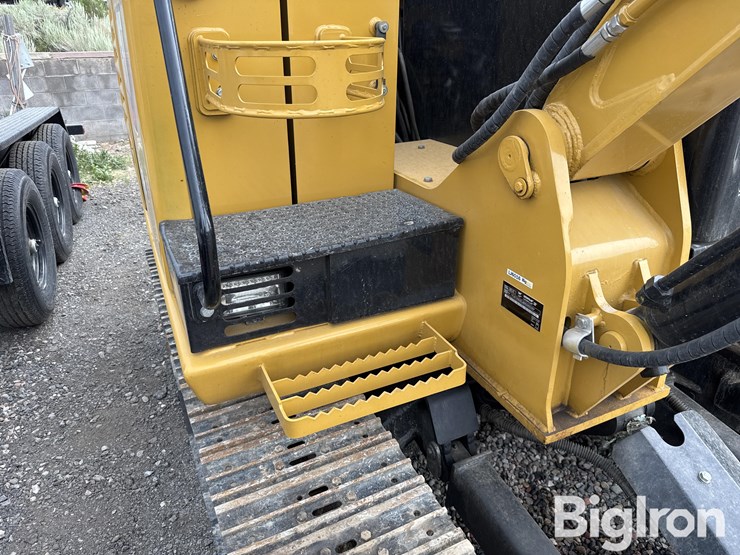 2014-caterpillar-305.5e-image-16