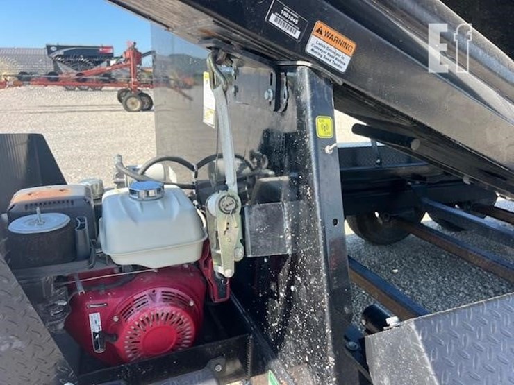 2019-j&m-lc390-image-15