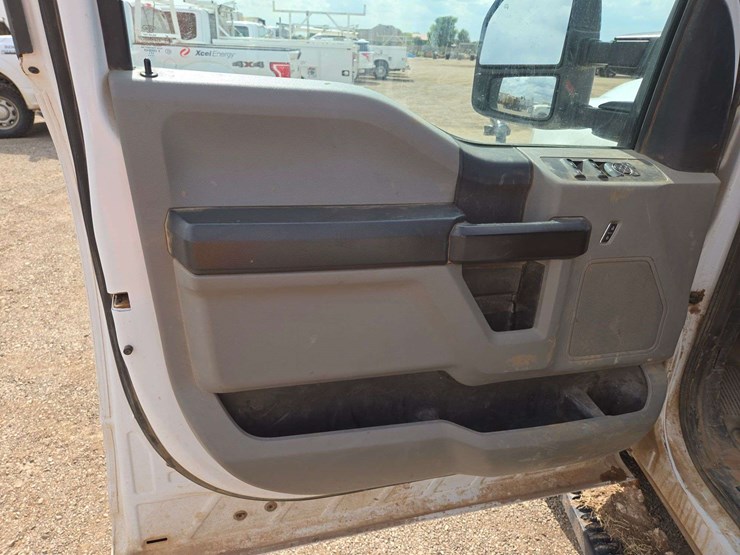 ford-f350-image-14
