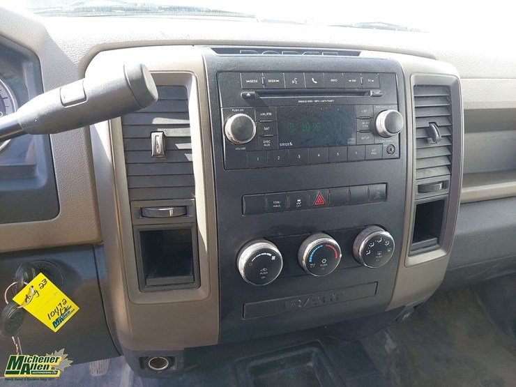 2012-ram-2500-st-image-9