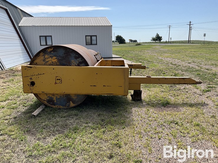 pull-type-smooth-drum-roller-packers-image-4
