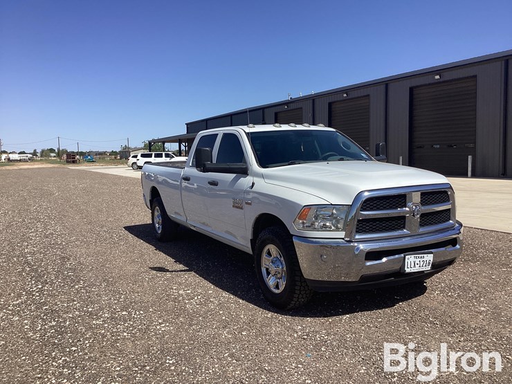 2018-ram-2500-hd-image-3