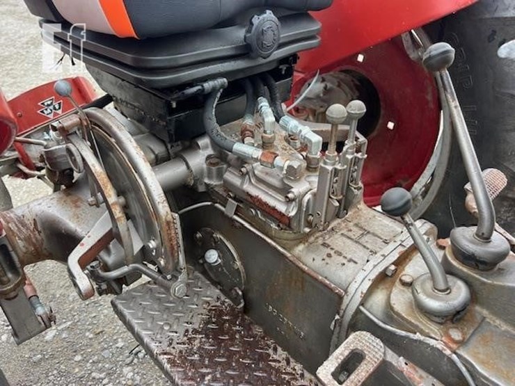 massey-ferguson-65-image-15