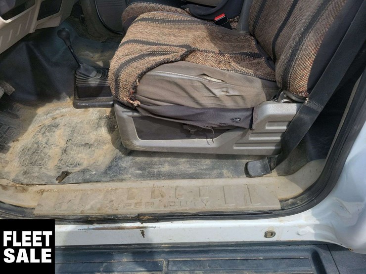2009-ford-f350-image-31