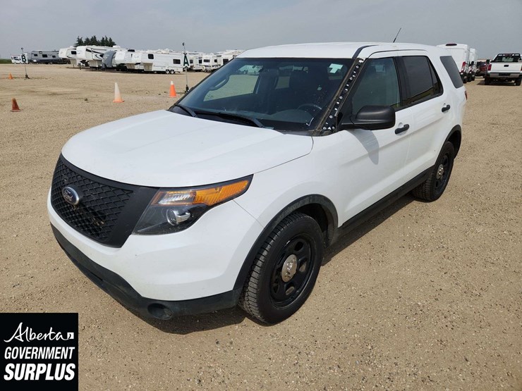 2015-ford-explorer-image-1