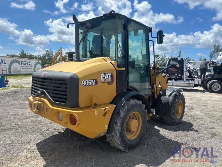 cat-loader-image-3