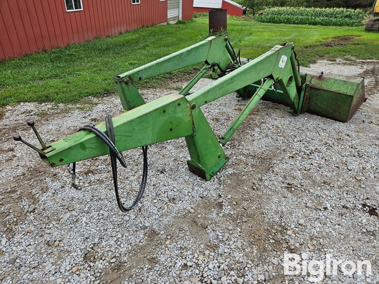 john-deere-148-image-5