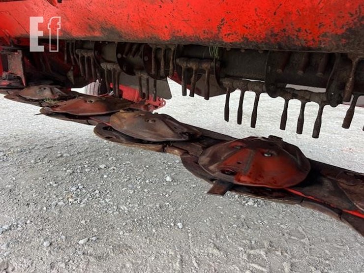 2013-kuhn-fc353gc-image-21