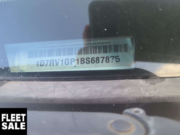 2011-ram-1500-slt-image-5