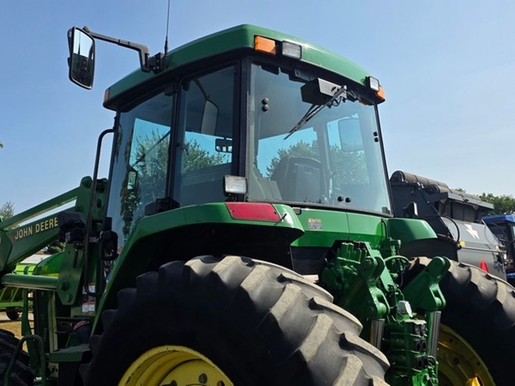 john-deere-7810-image-30