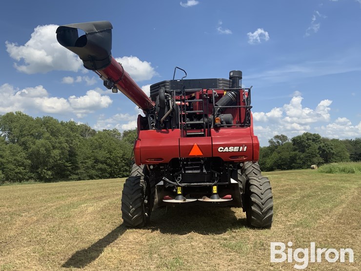 2015-case-ih-7240-image-6